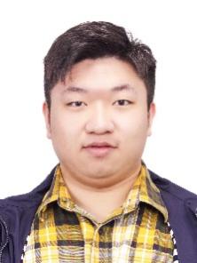 穿着格子衬衫的短发男子

AI 生成的内容可能不正确。